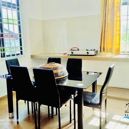 Qalya Homestay 2 @ Kota Bharu Zewnętrze zdjęcie